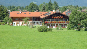 Der Webermohof in Rottach-Egern am Tegernsee Zimmer Ferienwohnungen Ferienhaus Landwirtschaft Bauernhof Tagungen